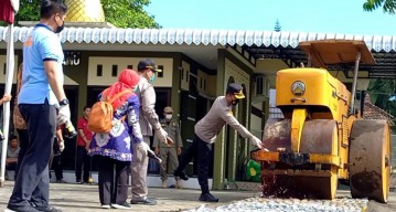 Kejari Tulungagung Musnahkan Barang Bukti 116 Perkara