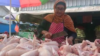 Jelang Nataru, Harga Sayur dan Ayam di Pasar Tulungagung Merangkak Naik