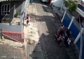 Bandit Jalanan di Surabaya Rampas Kalung Emak-emak hingga Terjungkal