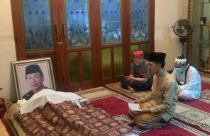 Ichwan Sam, Sang Administrator dan Mentor Organisasi Ulung