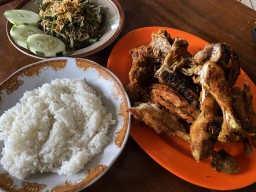 Healing Akhir Tahun Lamongan dan Kuliner di Kediri