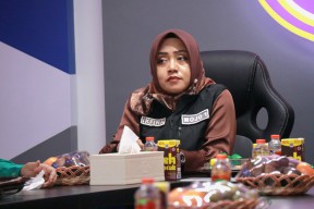Bupati Mojokerto Ikfina Fahmawati Dinobatkan Perempuan Tervokal 2022
