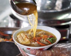 5 Bakso Penggoda Lidah di Kediri: Urat Jumbo hingga Kuah Pedas Menantang