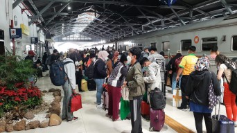 Jadwal Kereta di Stasiun Pasar Turi Surabaya Kembali Normal