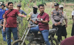 Rekontruksi Petani Lamongan Tewas di Kebun Jagung Tak Hadirkan Tersangka