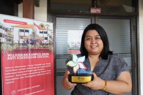 Untag Surabaya Raih Anugerah Instansi Inspiratif Cerdas Berkarakter