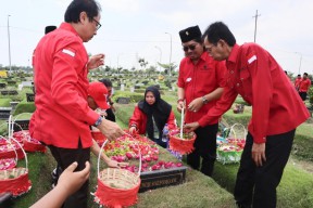 Cara PDI Perjuangan Peringati Usianya ke-50 Tahun di Surabaya