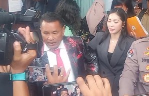 Gila! Usai Tangani Venna Melinda, Hotman Paris ke Bali, Punya Agenda Besar
