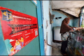 DPRD Surabaya Minta Kebijakan Stiker Keluarga Miskin Ditinjau Ulang