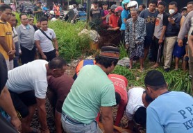 Pelajar di Pasuruan Tewas Tersambar Kereta Api Usai Bantu Ibu Tutup Toko