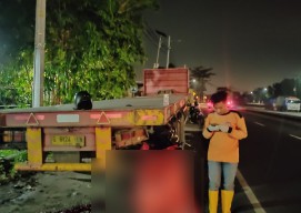 Dua Pendaki Gunung Lawu asal Sidoarjo Tewas Tabrak Trailer Parkir di Mojokerto