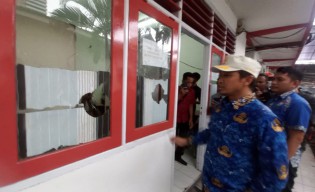 Perusak Kantor Pasar Poncol Kota Pasuruan Dipolisikan, Kadisperindag Diperiksa