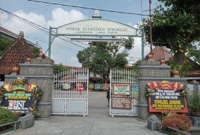 Makam Tiga Kiai Pendiri NU di Jombang