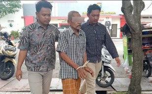 Pria Tua di Bangkalan Tega Aniaya dan Setubuhi Anak Angkat