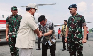 Menteri Pertahanan Kunjungan Kerja ke Solo Disambut Gibran, Ternyata Ini Misinya