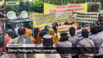 Demo Pedagang Pasar Larangan