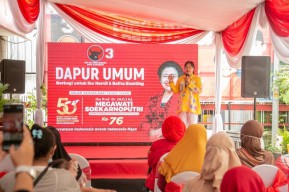 Ultah ke-76 Megawati, Kader PDIP Surabaya Gelar Dapur Umum di 32 Titik