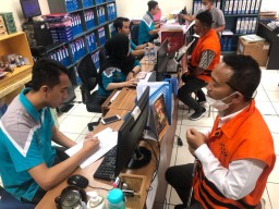 2 Tersangka Kasus Dana Hibah DPRD Jatim Dipindah KPK ke Rutan Medaeng