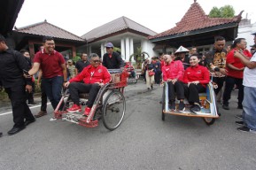 PDI Perjuangan Ogah Asal Comot Capres, Hasto Buka-bukaan di Ponorogo