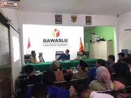 Komisioner Panwascam Tarik Emoh Teken Berita Acara Pengumuman PKD, Kenapa?