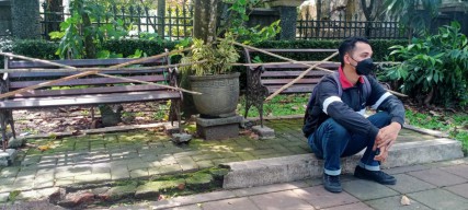Kursi di Jalan Ijen Dipagari DLH Kota Malang, Lho Kenapa?