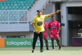 I Putu Gede Masuk Jajaran Tim Pelatih Arema FC