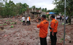 Bayi 4 Bulan Jadi Korban Ledakan Petasan di Blitar