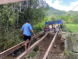 Jembatan Ponorogo Putus Total, 357 Warga Terisolir