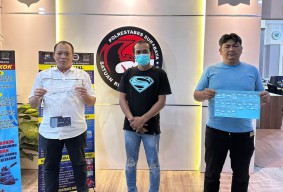 Gerebek Rumah Tukang Servis AC di Surabaya, Polisi Sita Puluhan Poket Sabu