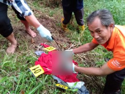 Misteri Orangtua Mayat Bayi Terbungkus Handuk Merah di Kawasan Vila Mojokerto