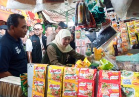 10 Ton Beras Digelontor Pemprov Jatim dalam Operasi Pasar di Taman, Sidoarjo