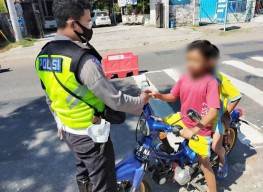 Tilang Manual Mulai Diberlakukan di Pasuruan, Ayo Tertib Berkendara Rek!
