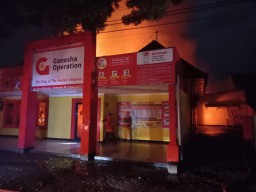 Gedung Bimbel GO di Tulungagung Terbakar Gegara Korsleting Kabel AC