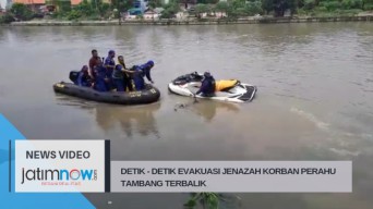 Detik-Detik Evakuasi Jenazah Korban Perahu Tambang Terbalik