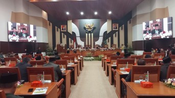 Paripurna LKPJ Kabupaten Pasuruan, Bupati Pamer Capaian, Ketua DPRD Puji WTP
