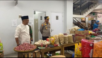 Kapolres dan Bupati Ponorogo Sidak Harga Barang di Pasar Legi, Ini Hasilnya