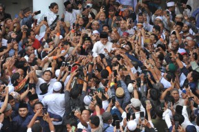 Lawatan ke Kampung Halamannya di Surabaya, Anies Disambut Teriakan "Presiden!"