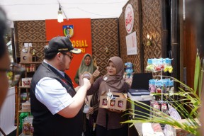 Buka Pameran UMKM Jadoel, Mas Dhito Ingin UMKM Terus Berprogres