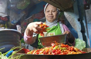 Harga Cabai Rawit Merah di Surabaya Makin Pedas, Pedagang Bilang Biasa