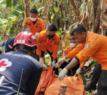 Mayat Pria Misterius Ditemukan Pencari Ikan di Sungai Wonorejo Surabaya