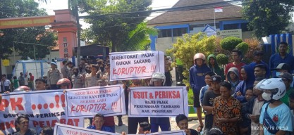 Duh, Warga Pasuruan Desak KPK Periksa Kekayaan Pegawai Pajak
