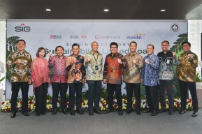 Semen Baturaja Raih Kredit Sindikasi Berkelanjutan Rp901,425 M dari 4 Bank