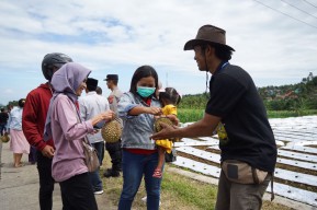 Serunya Dhahar Durian Medowo, Mas Dhito: Pecinta Durian Wajib ke Kediri