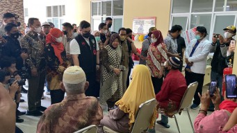 300 Pasien Katarak di Kediri Operasi Gratis, Gegara Mas Dhito Curhat ke Mensos