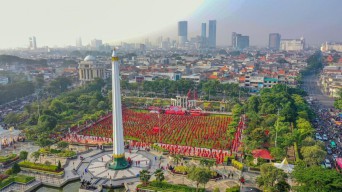 Galakkan Hidup Sehat, 5000 Kader PDI Perjuangan Senam Sicita di Tugu Pahlawan