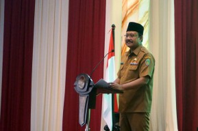 Gus Ipul Ajak Jajarannya Kerja Keras Tuntaskan Rasio Gini dan Pengangguran