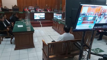 Eks Danki Brimob Polda Jatim Terdakwa Tragedi Kanjuruhan Divonis 1 Tahun 6 Bulan