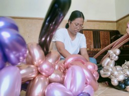 Kisah Perajin Buket Bunga Balon di Jombang: Mahal saat Beli, Dijadikan Sumber Rezeki