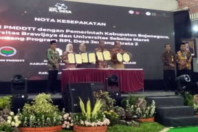 Mendes PDTT Launching Progam RPL Desa Studi Magister di Bojonegoro