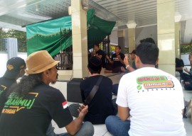 Cara Pedagang Ingatkan Pemkab Bojonegoro Soal Sejarah Pasar Tradisional
